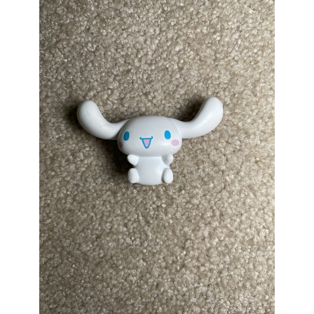 Miniso Sanrio Cinnamoroll 2023 Blind Box Mini Vinyl Figure Cake Cooking House